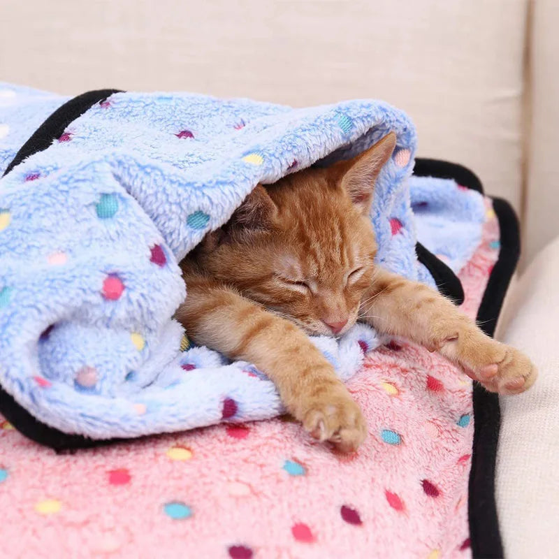 Soft Fluffy Pet Blanket Dot Pattern For Cats And Dogs
